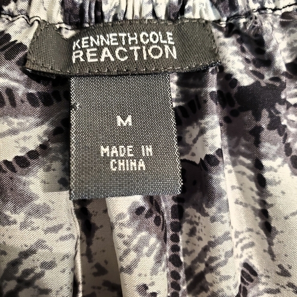 Kenneth Cole Reaction Silk Geometric Peasant Blouse - Picture 6 of 8